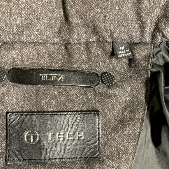 Tumi Tech Puffer Quilted Jacket - Picture 9 of 12
